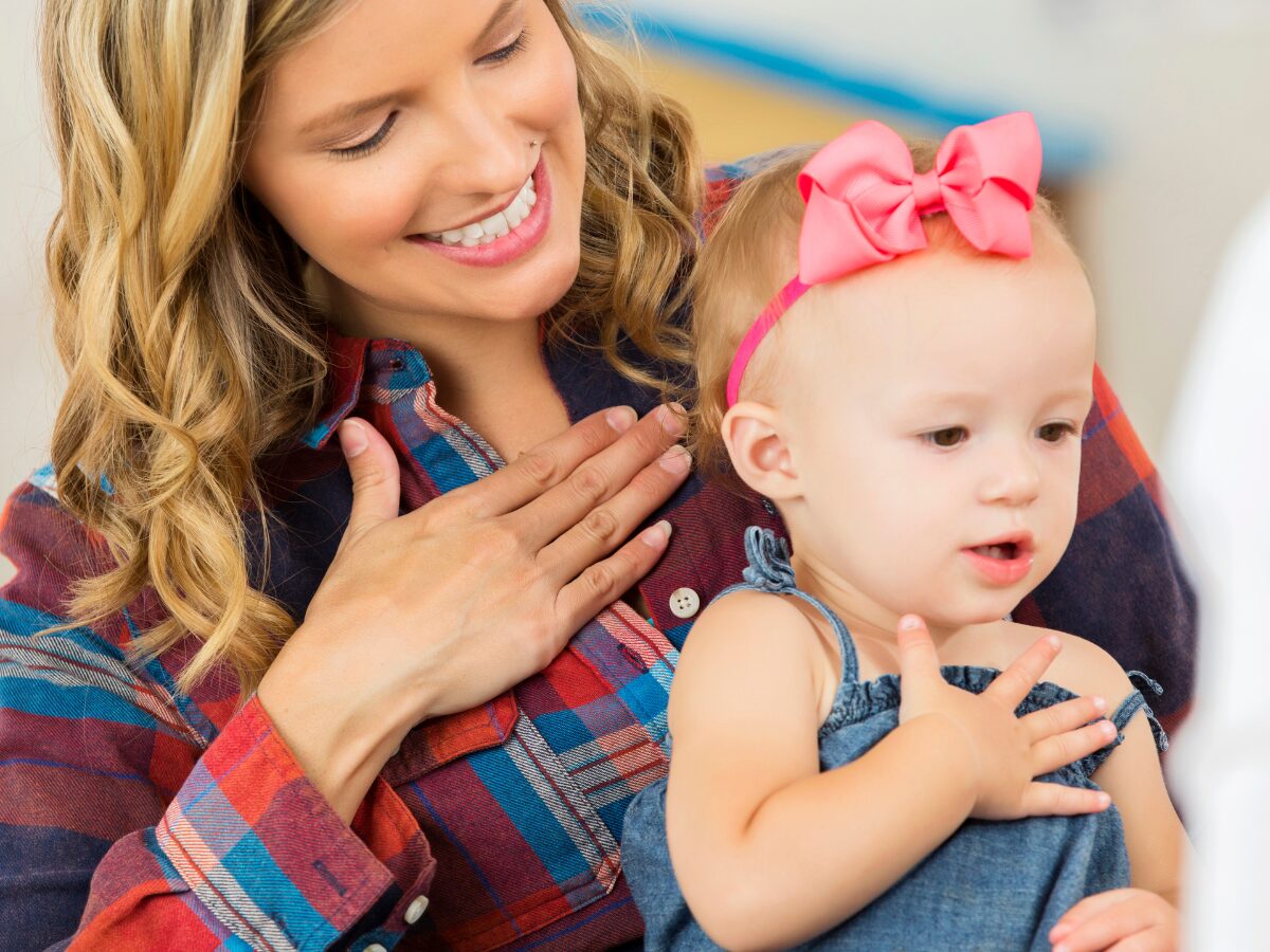 Le langage des signes pour bébé : pourquoi et comment l’utiliser ?